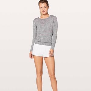 Lululemon Women’s Hotty Hot Lined Short II 2.5" White Size 4 Reg